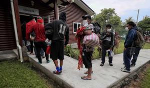 La deportación, un volver a empezar para los migrantes que no desisten del sueño americano