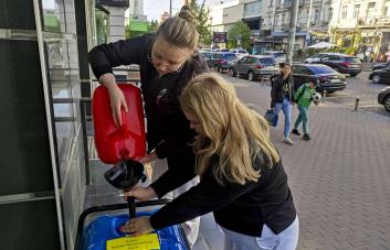 Kiev vuelve a sufrir cortes de luz tras los ataques rusos contra el sector eléctrico