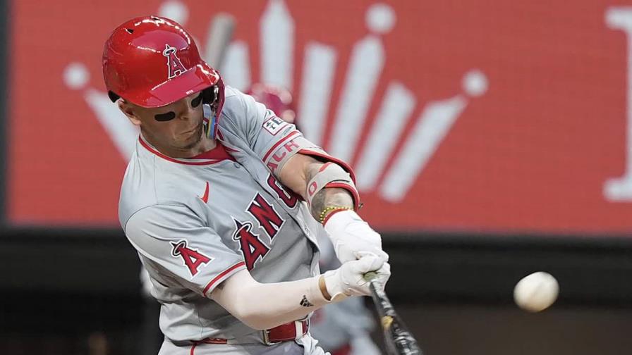 Doble de tres carreras de Neto, clave en triunfo de Angelinos 5-2 sobre Atléticos Doble de tres carreras de Neto, clave en triunfo de Angelinos 5-2 sobre Atléticos