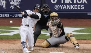 Juan Soto consigue 15to partido de al menos dos hits, en derrota de Yankees
