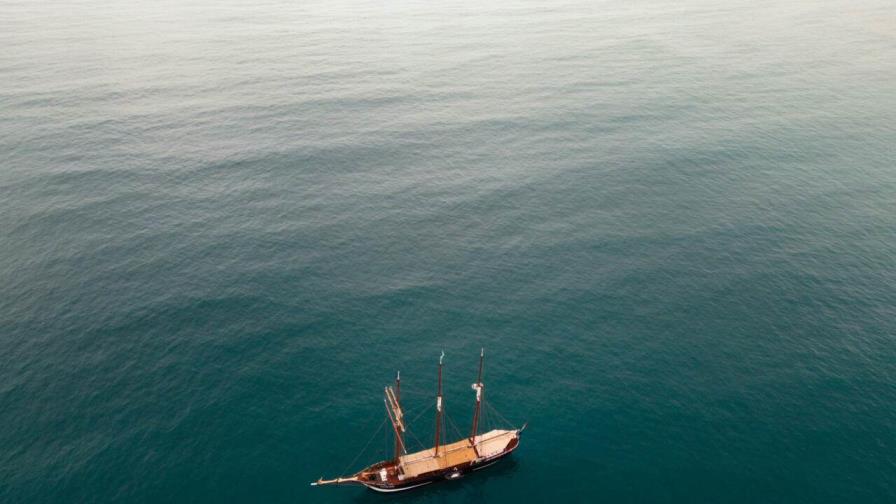 Ambientalistas recrean casi 200 años después viaje de Darwin a Galápagos