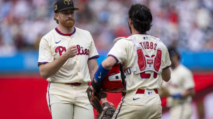 Bohm y Harper lideran a Filis en victoria ante Nacionales y barren la serie