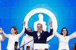En la noche en que celebra reelección, Abinader anuncia que no aspirará nuevamente a la presidencia En la noche en que celebra reelección, Abinader anuncia que no aspirará nuevamente a la presidencia