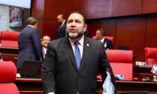 Rogelio Genao aventaja a Euclides Sánchez en La Vega