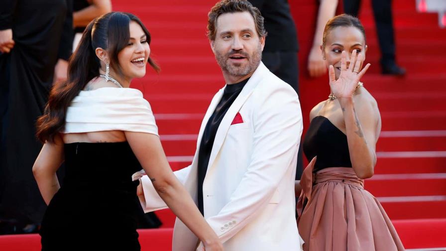 Musical "Emilia Pérez", protagonizado por Zoe Saldaña, recibe ovación de 11 minutos en Cannes