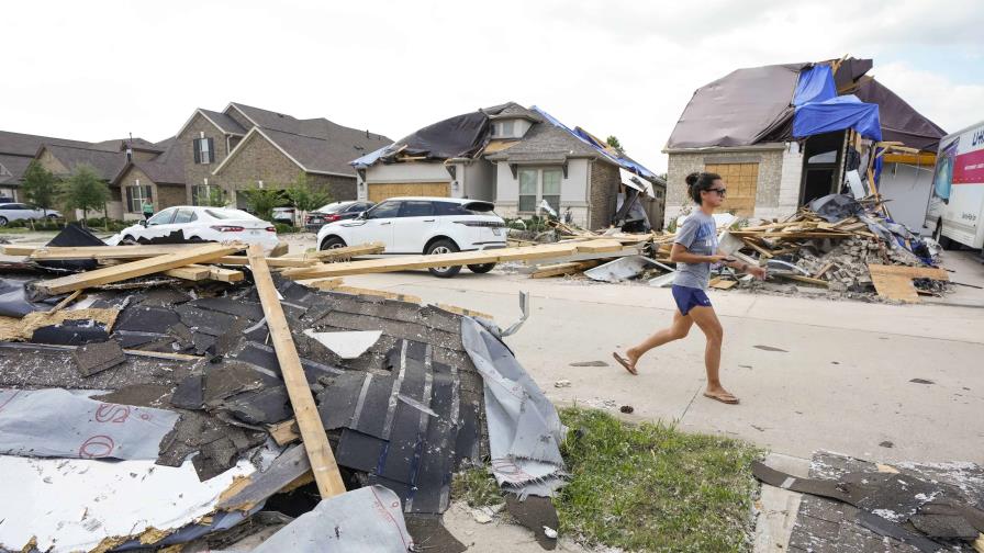 Restablecen la electricidad a la mayoría de los afectados en Houston por una tormenta letal