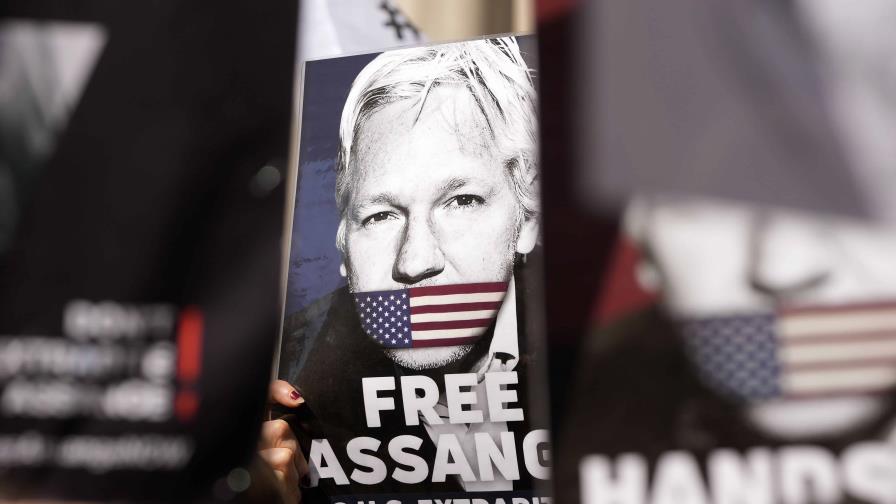 Una corte británica concluye que Assange puede apelar su extradición a EEUU por espionaje