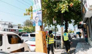 Alcaldía del Distrito Nacional retira propaganda política de calles y avenidas