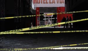 Cuatro muertos y un menor herido durante incendio en hotel de Santo Domingo Este