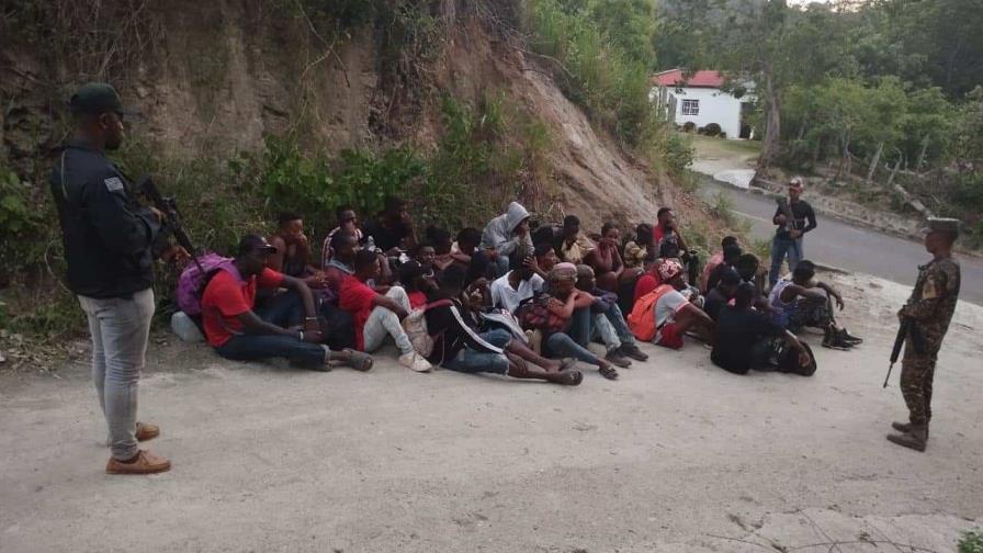 El ejército retiene a 40 haitianos en operativo militar en Dajabón