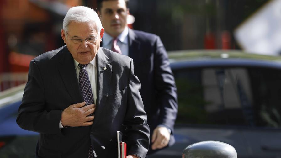 Juez de Nueva York niega libertad bajo fianza a Bob Menéndez y deberá ingresar a prisión en junio Juez de Nueva York niega libertad bajo fianza a Bob Menéndez y deberá ingresar a prisión en junio