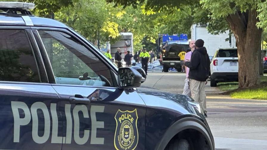 La policía desmantela campamento propalestino en la Universidad de Michigan