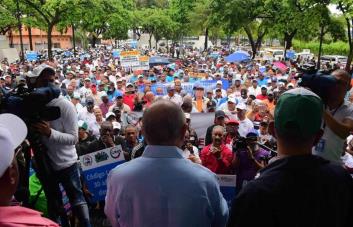 Sindicatos se enfrentan a baja afiliación, quejas sobre libertad y necesidad de relevo