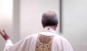 Sacerdote católico es sentenciado a ocho años de cárcel por abusar de una joven en Bolivia