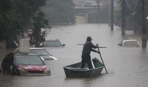 Exastros del fútbol de Brasil disputarán partido benéfico para víctimas de inundaciones