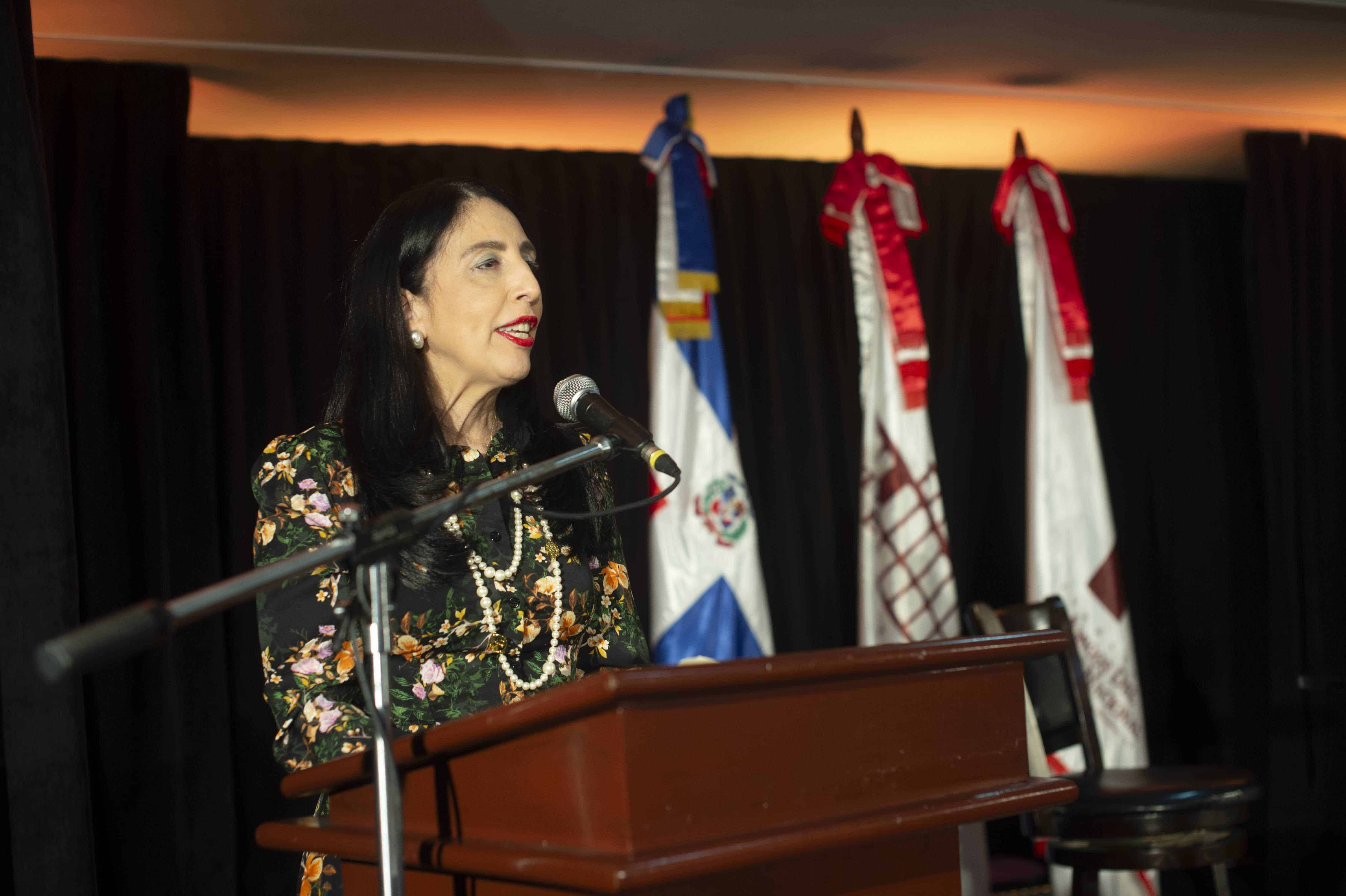 Laura Díaz Domingo, Moderadora del Coloquio y Miembro de la FATN.