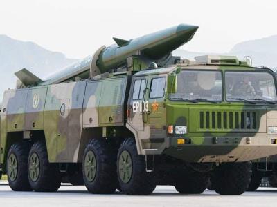 China inicia segundo día de maniobras en torno a Taiwán