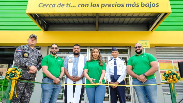Grupo Ramos inaugura nuevas tiendas Aprezio