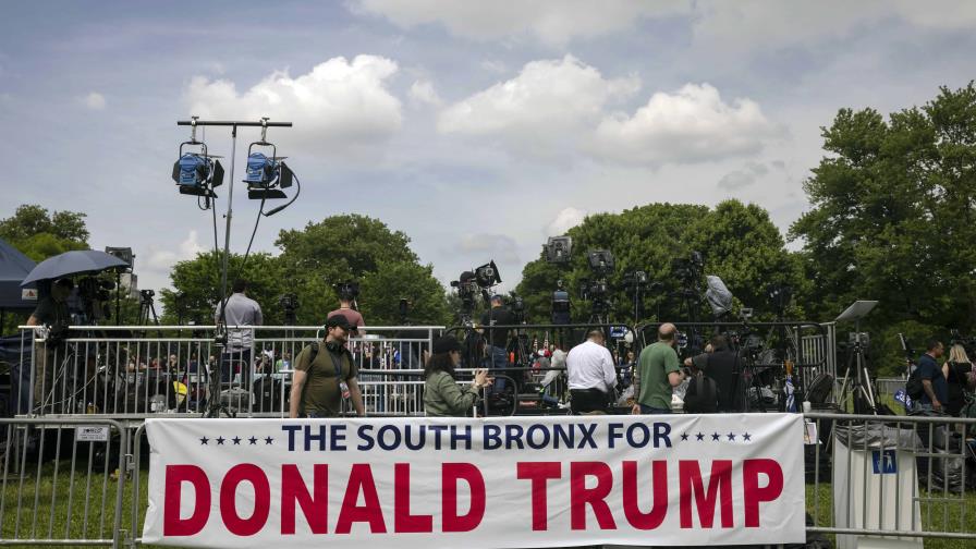 Trump acude a El Bronx y es esperado por miles de simpatizantes