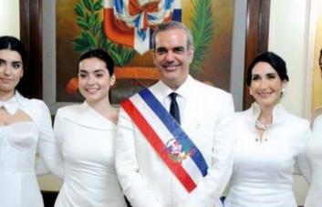 Presidente Abinader viaja este viernes a Roma junto a su esposa y sus tres hijas