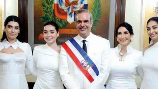 Presidente Abinader viaja este viernes a Roma junto a su esposa y sus tres hijas