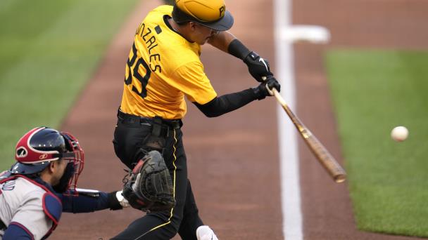Los Piratas aplastan 11-5 a Bravos, con 4 empujadas de Gonzales