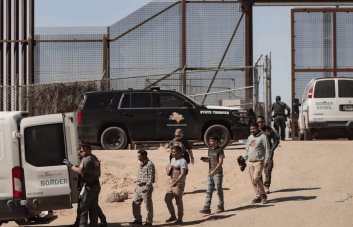 Defensores de derechos civiles demandan a Oklahoma por su nueva ley antiinmigrante