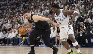 Triples de Irving y Doncic dan a Mavericks segunda victoria en final del Oeste