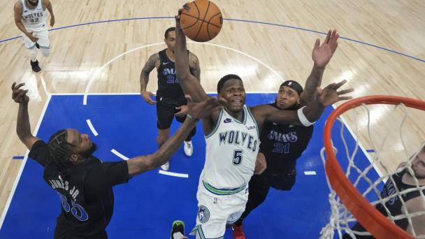 Anthony Edwards no encuentra su lugar con los Timberwolves en las finales de la Conferencia Oeste