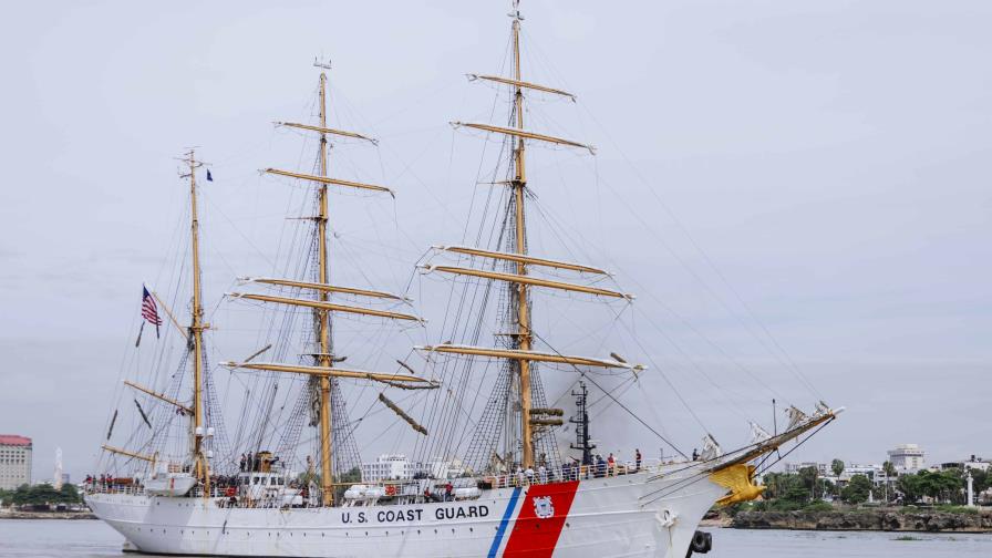 El buque Eagle, de la Guardia Costera estadounidense, llega a RD y estará abierto al público