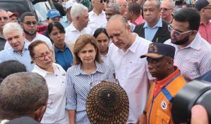 Raquel Peña visita El Hoyo de Elías y promete ayuda a familias afectadas por inundaciones