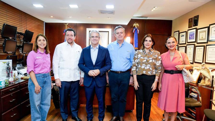 Nestlé y UNICARIBE se unen en evento para motivar el futuro de jóvenes emprendedores dominicanos