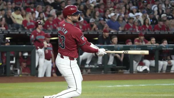 Dobles de Walker y Gurriel apoyan a Diamondbacks en triunfo sobre Marlins