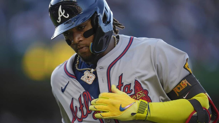 Acuña Jr. conecta cuadrangular con las bases llenas y los Bravos apabullan a los Medias Rojas Acuña Jr. conecta cuadrangular con las bases llenas y los Bravos apabullan a los Medias Rojas