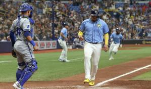 Lowe pega triple de tres carreras y los Rays frenan a los enrachados Reales
