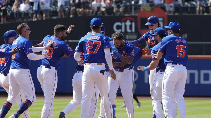 Venezolano Narváez pega su primer imparable del año en el triunfo de los Mets sobre Gigantes