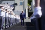 Biden recuerda a cadetes graduados de West Point que deben afrontar amenazas como nunca antes Biden recuerda a cadetes graduados de West Point que deben afrontar amenazas como nunca antes