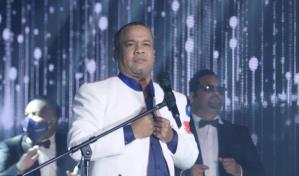 Héctor Acosta el Torito informa que tiene cáncer