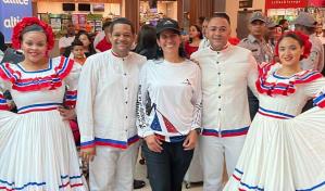 Thais Herrera regresa a RD triunfal desde el monte Everest