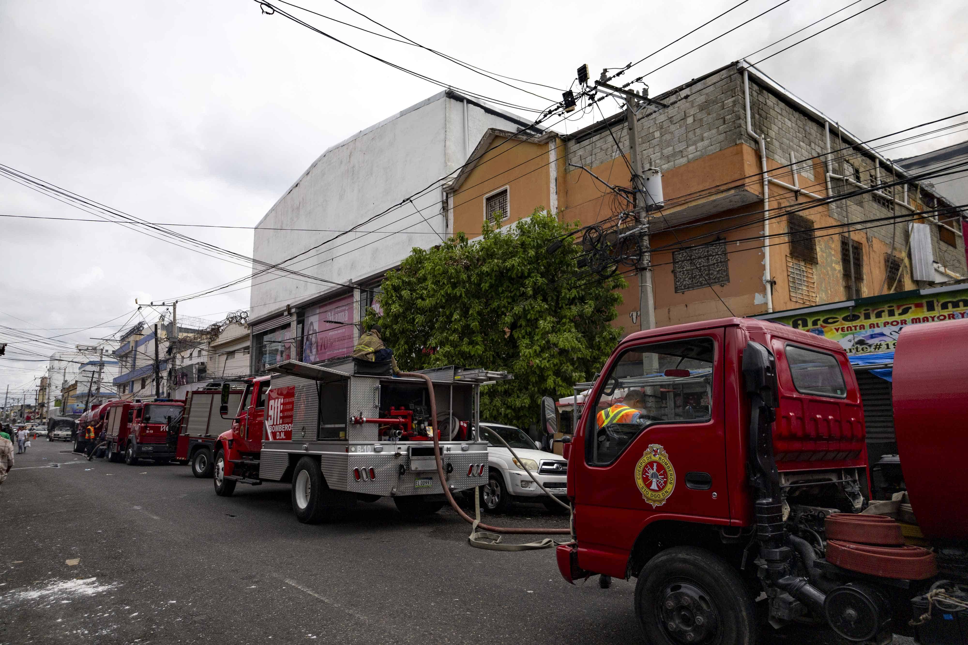 Se utilizaron 14 unidades de los bomberos.