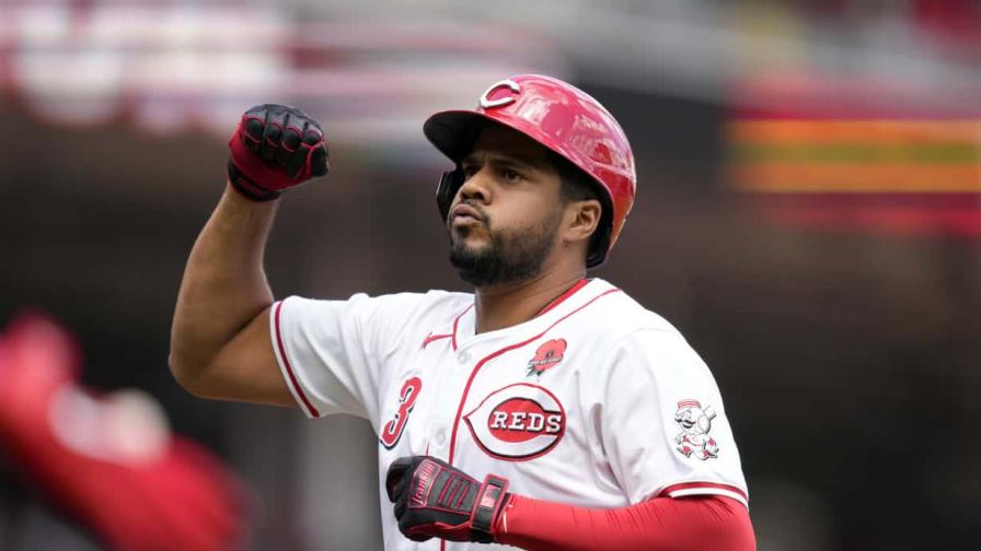 Jeimer Candelario pega jonrón y empuja dos en victoria de Rojos sobre Rockies