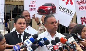 Aplazan por segunda vez audiencia busca anular decreto que prohíbe importar vehículos usados