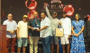 Lanchas Black Gold y Patria Nuestra ganan "White Marlin Tournament 2024"