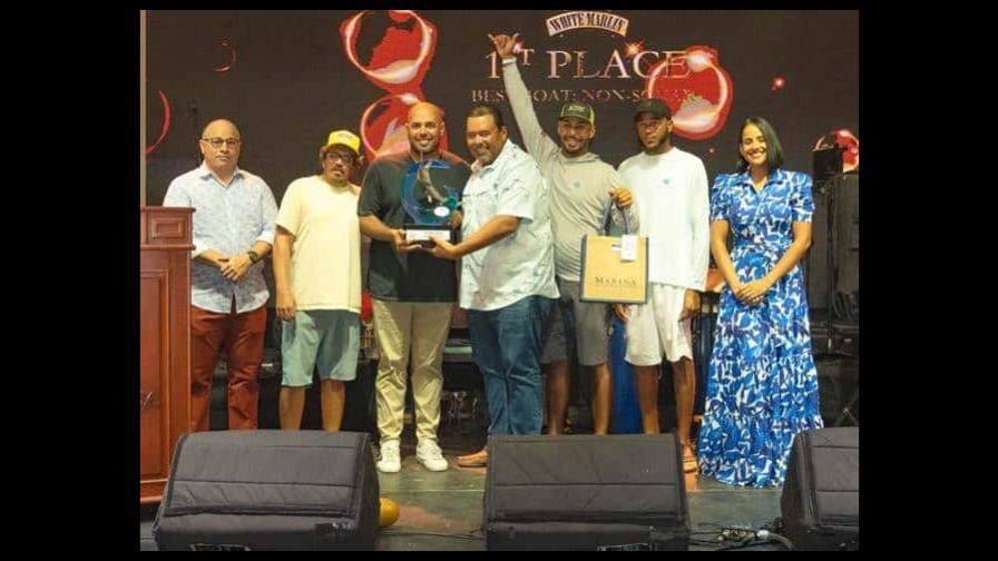 Lanchas Black Gold y Patria Nuestra ganan "White Marlin Tournament 2024"