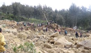 Papúa Nueva Guinea busca evacuar a 7,900 personas por amenaza de deslizamiento