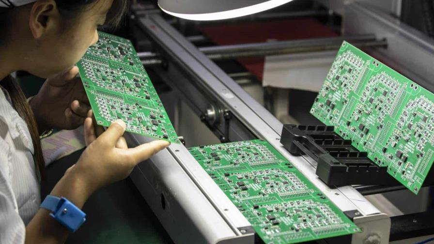 China invierte más de US$47,000 millones para reforzar su industria de chips