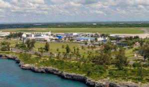 Esperan por permiso ambiental para construir hotel en aeropuerto de Las Américas