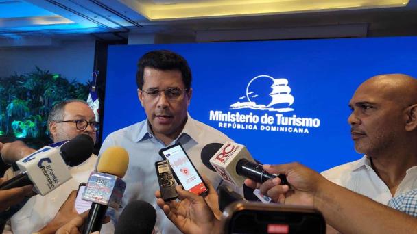 David Collado: sería irresponsable de mi parte hablar de aspiraciones presidenciales