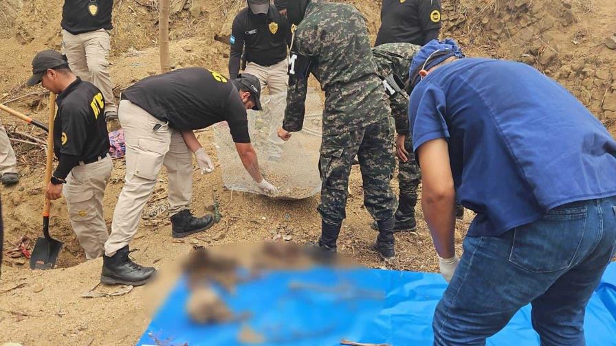 Hallan seis cuerpos en cementerio clandestino usado por criminales en el norte de Honduras