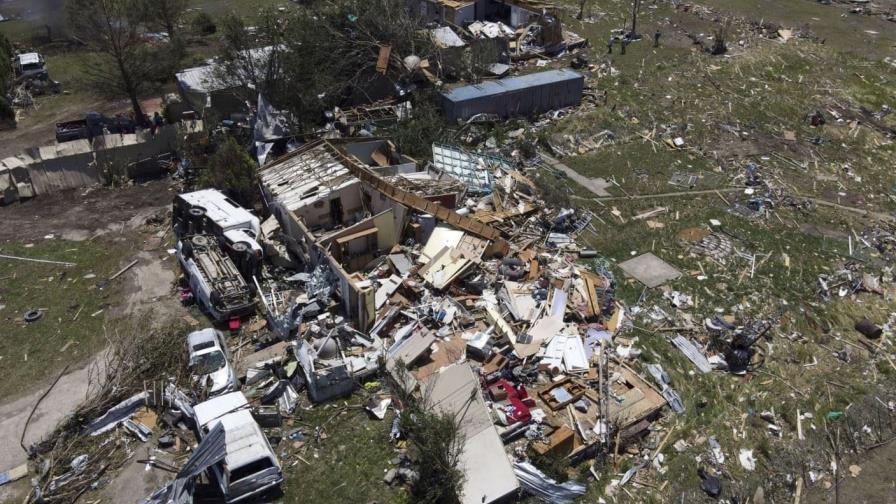 Kentucky declara estado de emergencia y tormentas dejan 19 muertos en centro-sur de EE.UU.